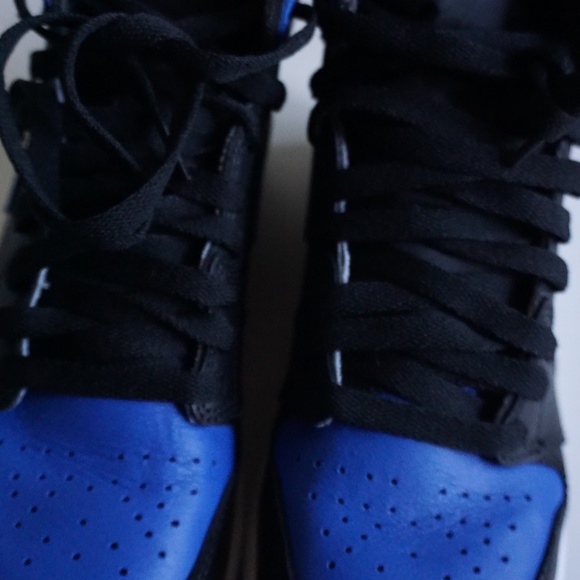 NIKE | AIR JORDAN 1 RETRO HIGH OG 'ROYAL' - Picture 4 of 16